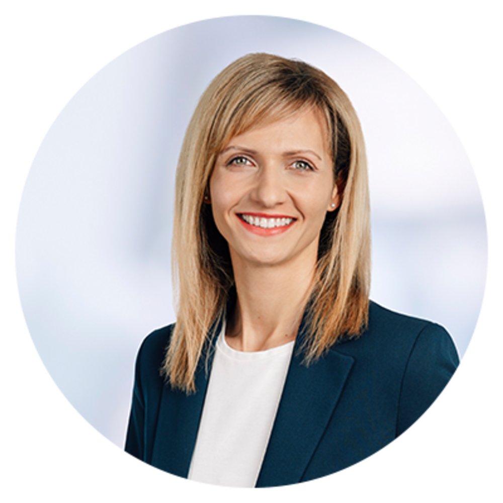 Portrait Recruiting Jeanette Merla